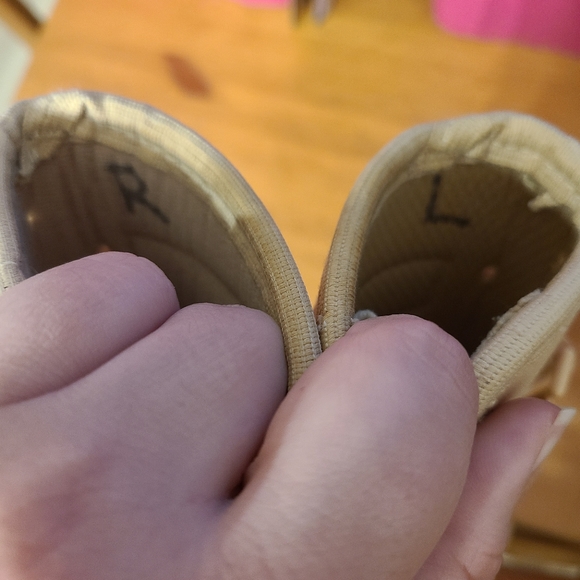 Wrist braces size sm/med - Picture 7 of 7